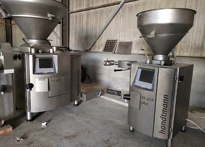 二手進(jìn)口灌腸機(jī)754973021560207040