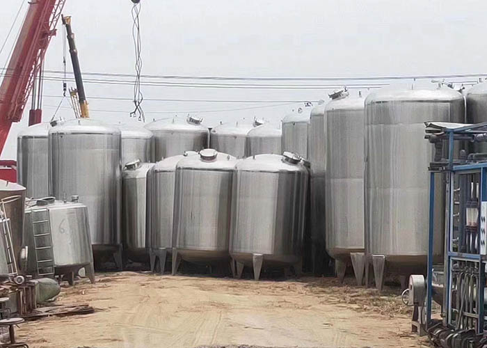 二手不銹鋼儲(chǔ)罐09